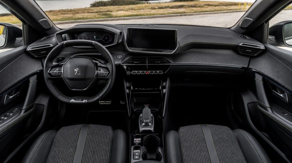 i-Cockpit 3D et intérieur de finition 208 GT